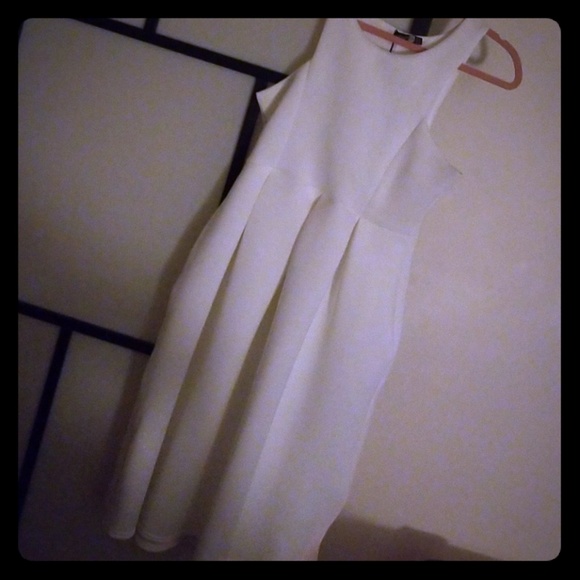 Boohoo Dresses & Skirts - White cocktail dress